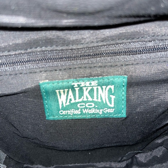 Unisex Black Leather Cross Body/Wallet Bag. - Picture 13 of 14